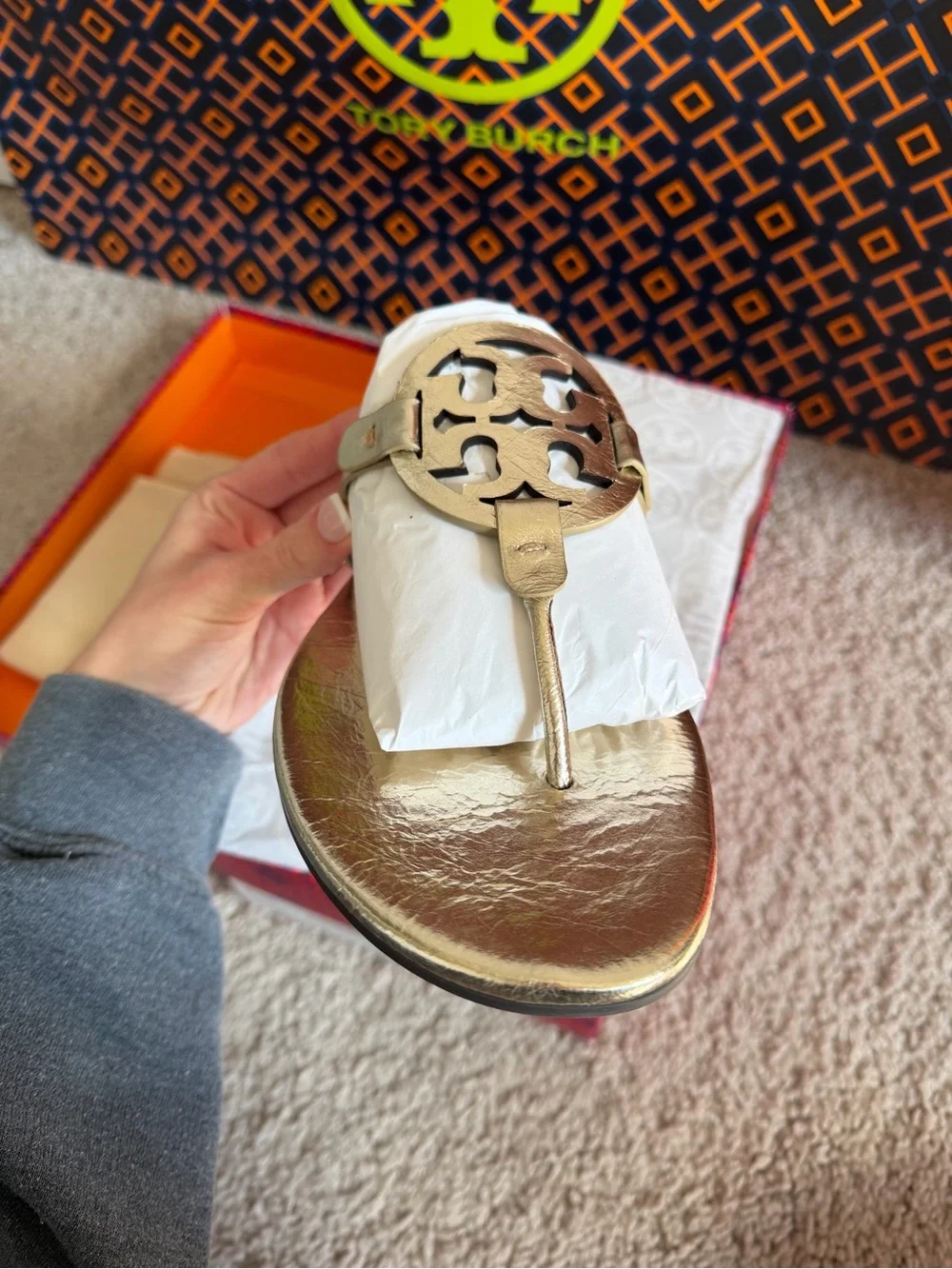 Tory Burch Miller Soft Metallic Wrinkled Leather Sandals Spark Gold Size 12